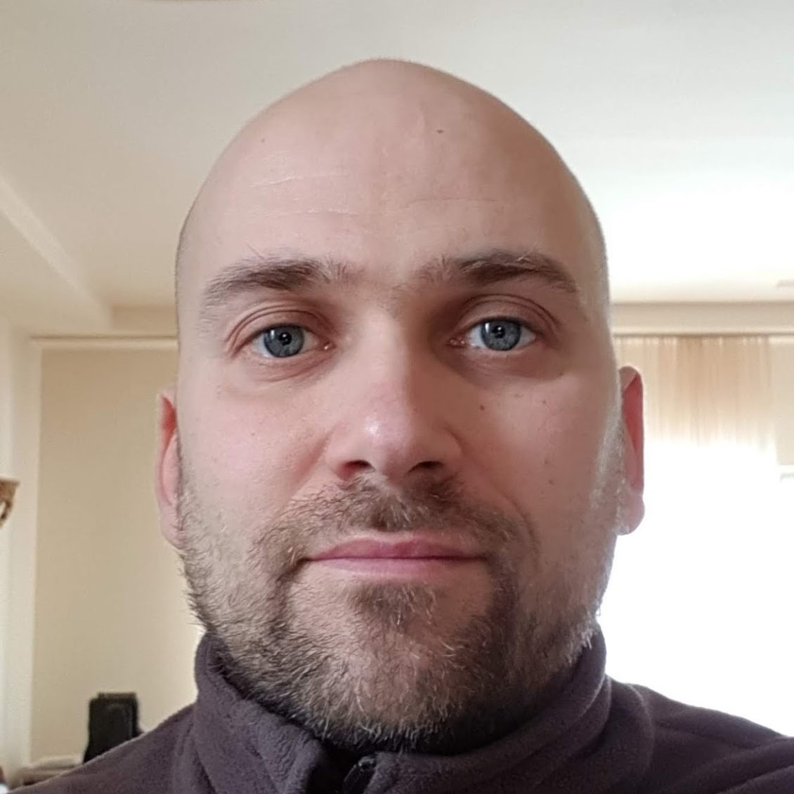 Славомир Славов